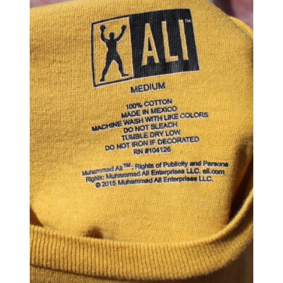 Muhammad Ali Louisville Tee Shirt Mens Medium Gold Wins Losses Draws Graffiti - Picture 5 of 5